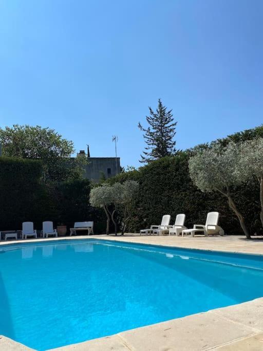 T2 Avec Jardin Et Piscine Privee Daire Velaux Dış mekan fotoğraf